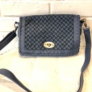 Let Them Eat Cake cross body bag blue
